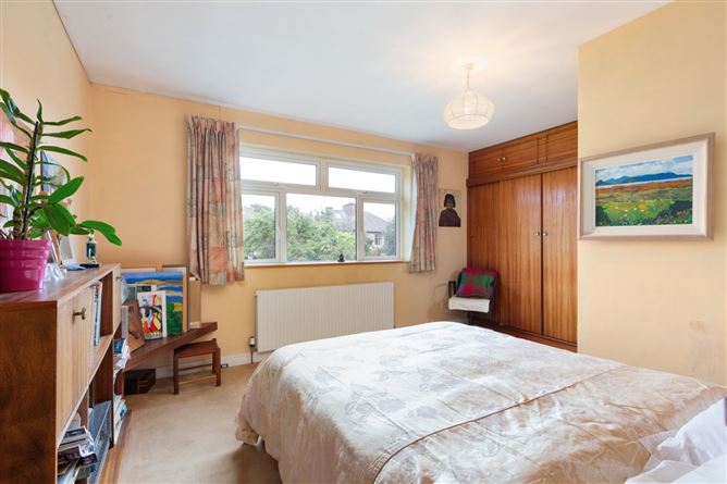 9 Lavarna Road, Terenure, Dublin 6W