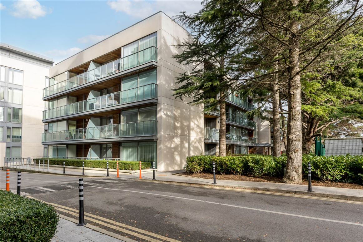 Apt 27, Lapwing, Thornwood, Booterstown Avenue, Blackrock, County Dublin