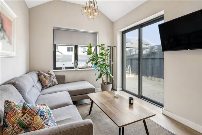 Photo 10 of 28 — 5 The Mews, Station Manor , Portmarnock, County Dublin