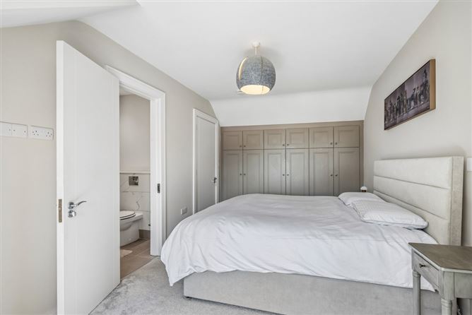 Photo 20 of 28 — 5 The Mews, Station Manor , Portmarnock, County Dublin