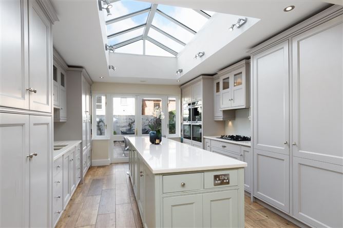 8 Kenilworth Square, Rathgar, Dublin 6