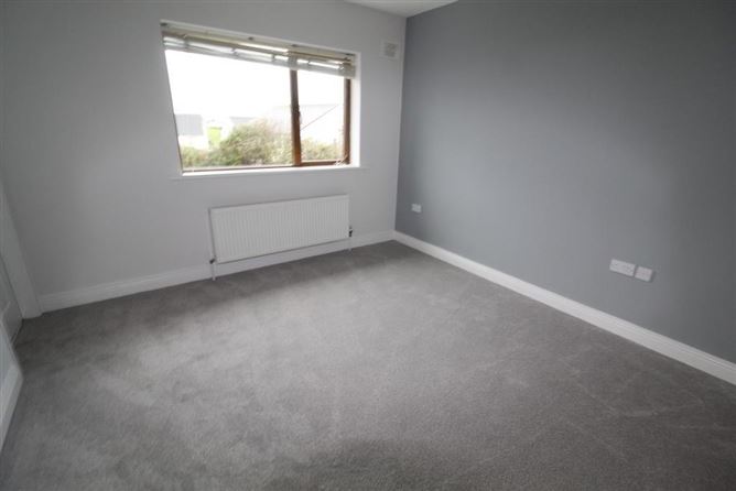 7 Lana Eithne, Carrick-On-Shannon, Leitrim