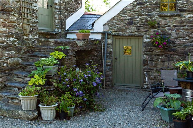 Lyre House, Aughadown, Skibbereen, Co. Cork