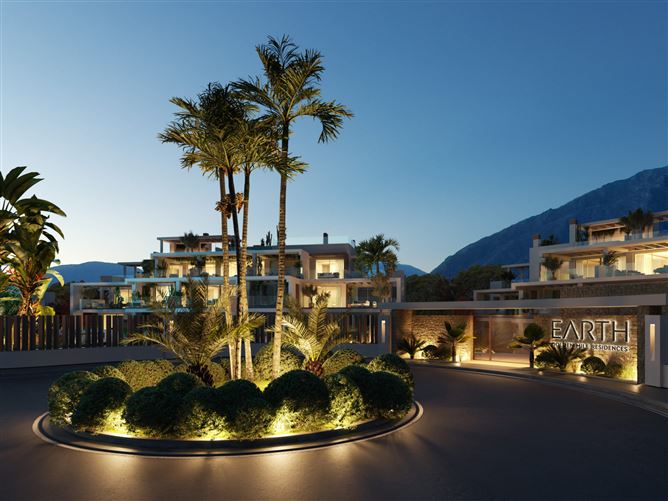 Spain, Marbella, Marbella - COSTA-00304P