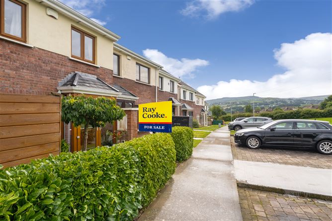 67 Deerpark Place, Kiltipper, Dublin 24