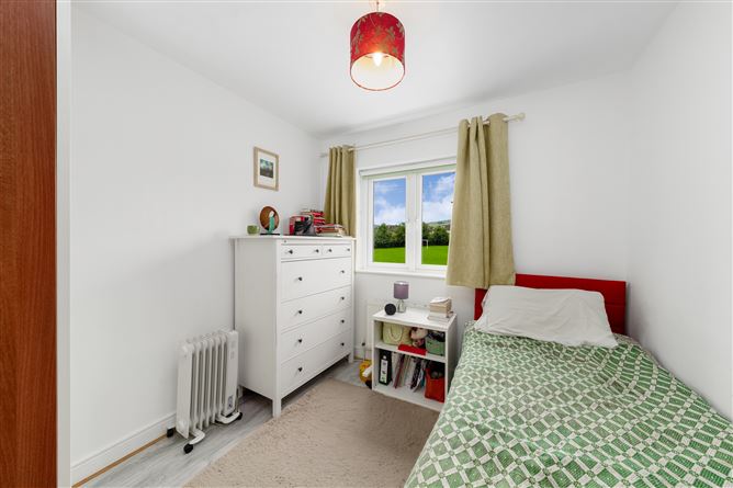 67 Deerpark Place, Kiltipper, Dublin 24