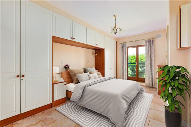 https://photos-a.propertyimages.ie/media/7/2/6/4997627/5d4086b9-6db0-4df9-8637-59c81bbdd362_l.jpg