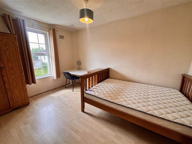 Photo 11 of 14 — 635 Chestnut Close, Elm Park, Limerick, County Limerick