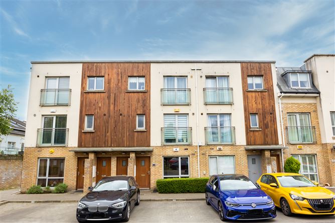 3 Waterside Avenue, Malahide,   County Dublin