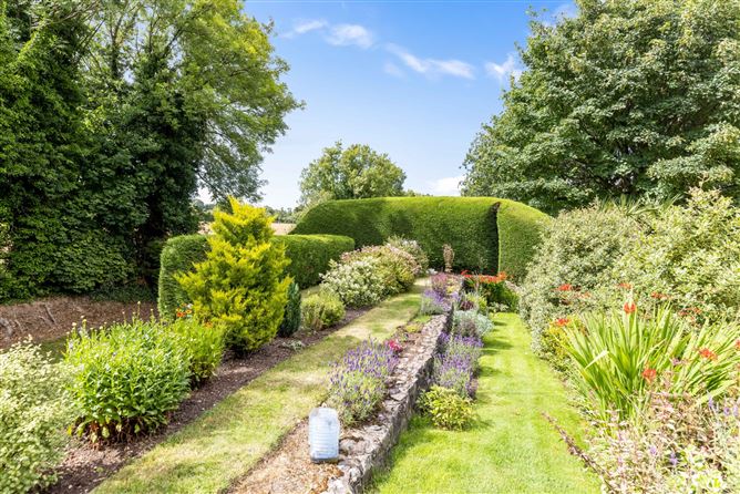 Chestnut Haven, 2 Boyne Hill, Navan, Co. Meath