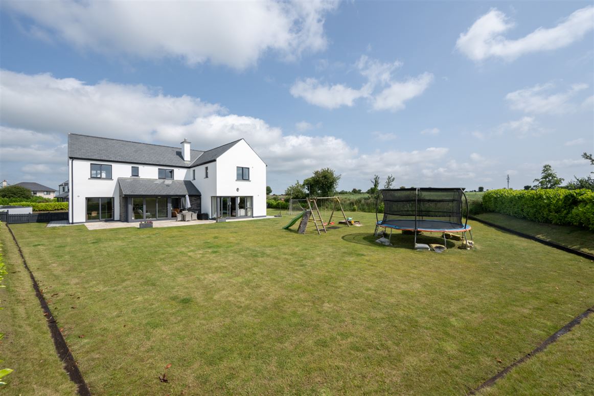 11 Earls Well, Waterfall, Co. Cork