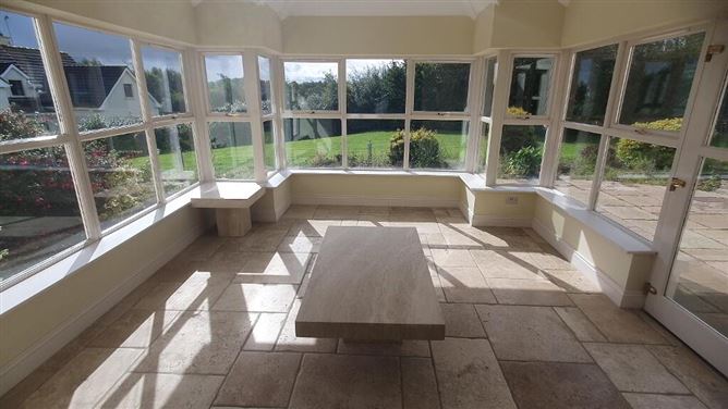 2 Woodvale Court, Letterkenny, Donegal