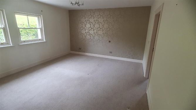 2 Woodvale Court, Letterkenny, Donegal