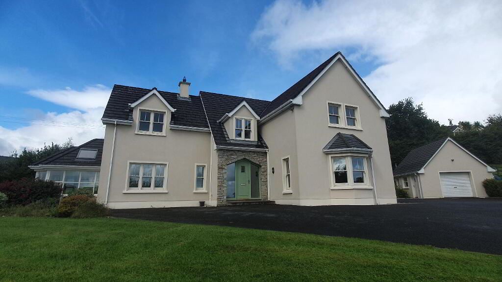 2 Woodvale Court, Letterkenny, Donegal