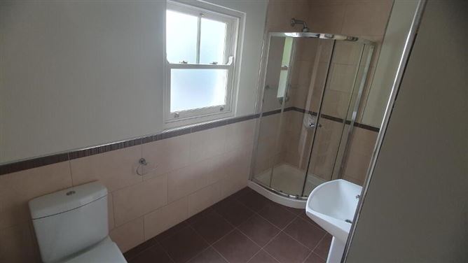 2 Woodvale Court, Letterkenny, Donegal