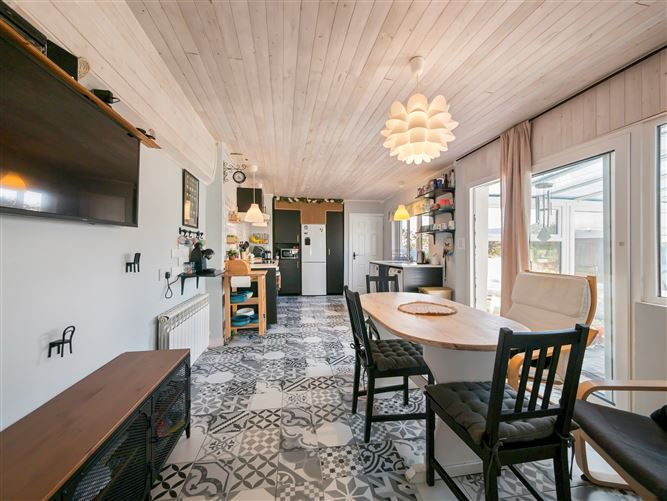 27 St James Villas , Campile, Wexford