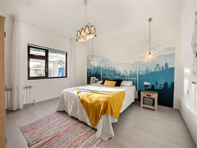 27 St James Villas , Campile, Wexford