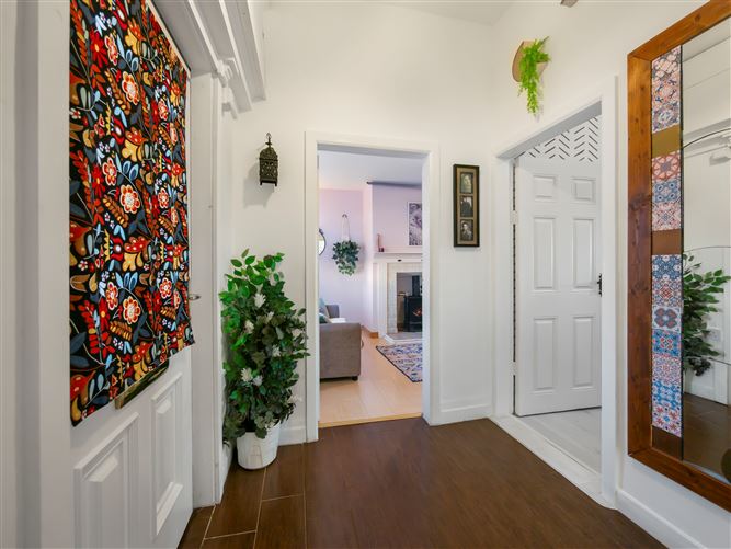 27 St James Villas , Campile, Wexford