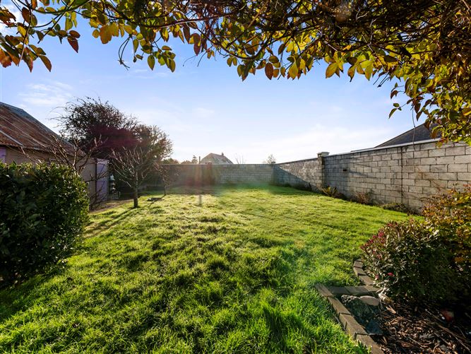 27 St James Villas , Campile, Wexford