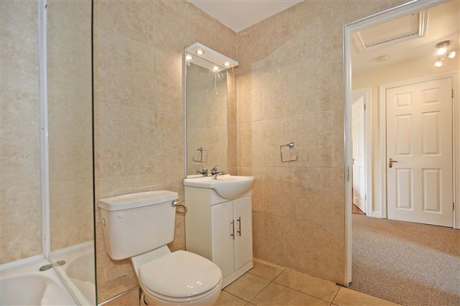 4 Greenview Court, Glencairin, Dooradoyle, Limerick