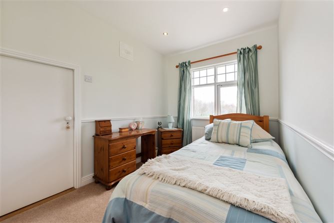 1 Orlagh Lawn, Scholarstown Road, Knocklyon, Dublin 16