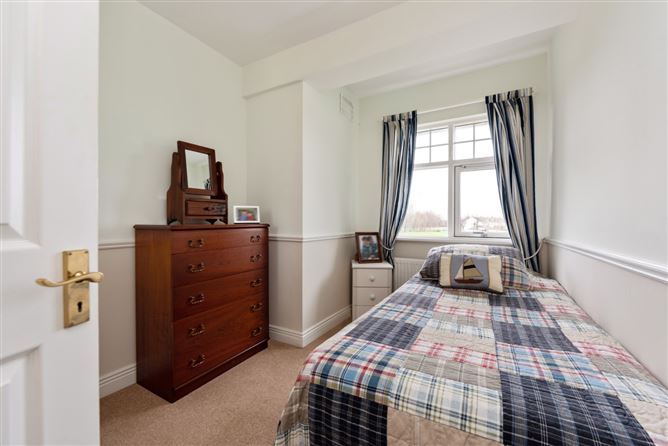 1 Orlagh Lawn, Scholarstown Road, Knocklyon, Dublin 16