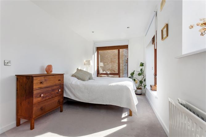 165 AW Pugin House, Loretto Abbey, Grange Road, Rathfarnham