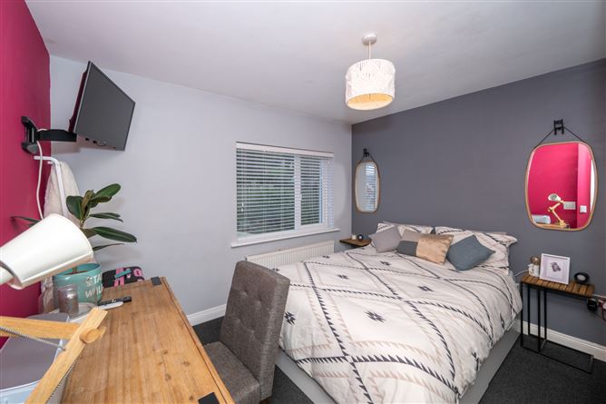 6 Chandlers Way, Rushbrooke Links, Cobh