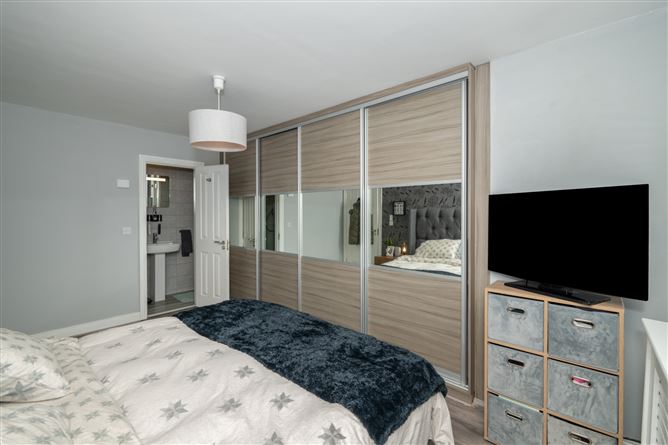 6 Chandlers Way, Rushbrooke Links, Cobh