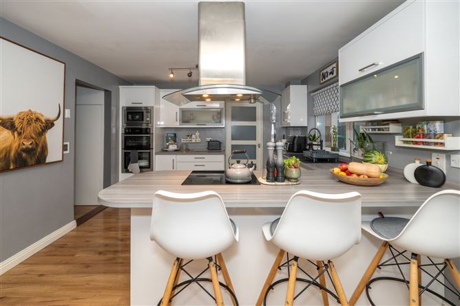 6 Chandlers Way, Rushbrooke Links, Cobh