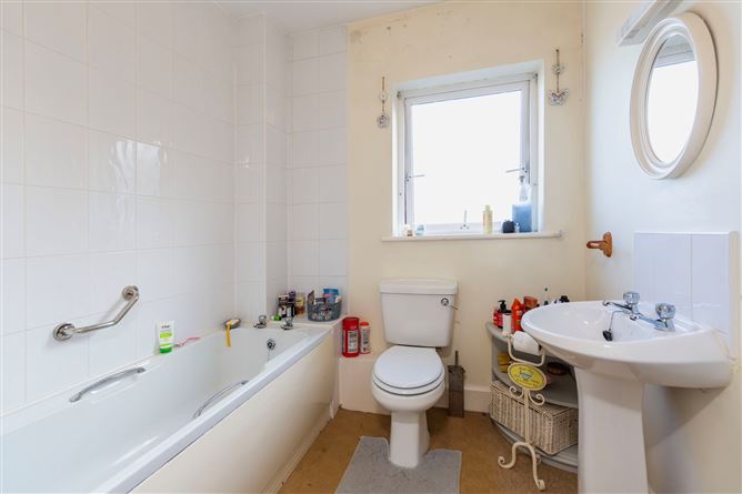 6 Redmond Cove, Redmond Road, Wexford Town, Wexford