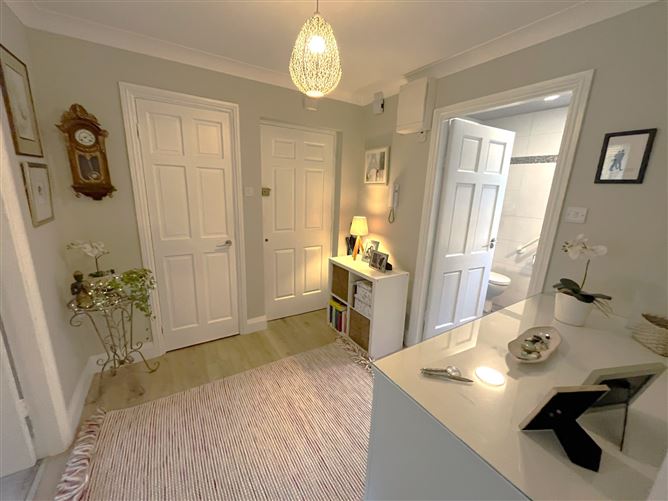 19 Radcliffe, Dublin Road, Sutton, Dublin 13