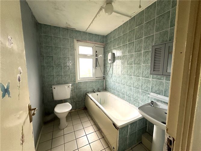 158 Rahylin Glebe, Ballybane, Galway