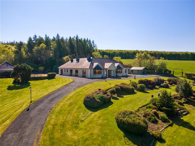 Chatsworth Lodge (with c. 3 acres), Ballyarthur, Woodenbridge, Co. Wicklow