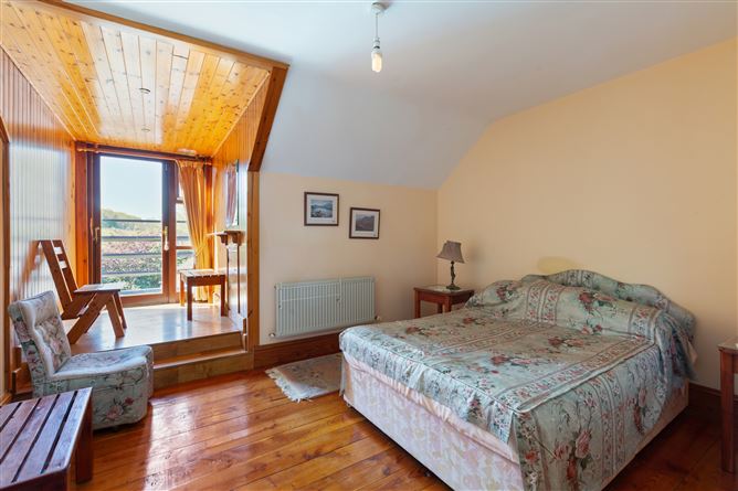Chatsworth Lodge (with c. 3 acres), Ballyarthur, Woodenbridge, Co. Wicklow