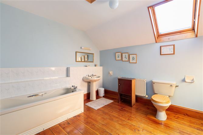 Chatsworth Lodge (with c. 3 acres), Ballyarthur, Woodenbridge, Co. Wicklow