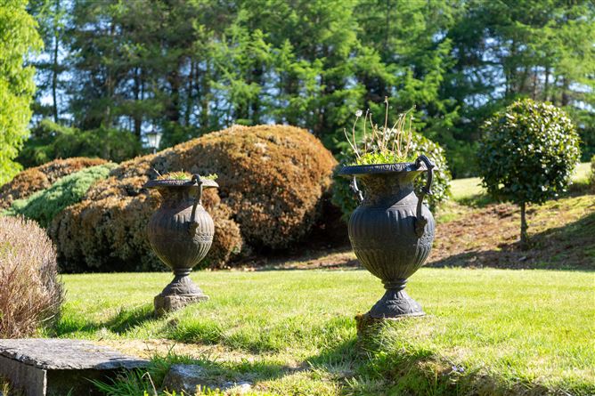 Chatsworth Lodge (with c. 3 acres), Ballyarthur, Woodenbridge, Co. Wicklow