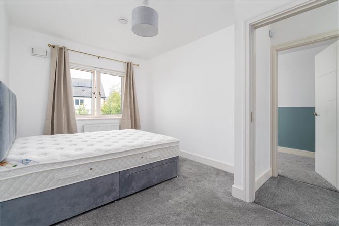 28 Gandon Avenue, Lucan, County Dublin