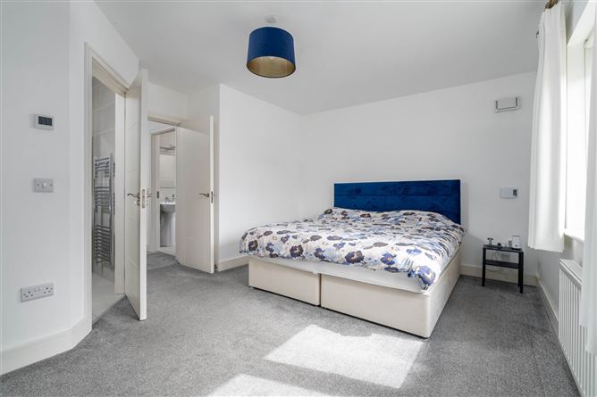 28 Gandon Avenue, Lucan, County Dublin