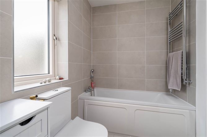 28 Gandon Avenue, Lucan, County Dublin
