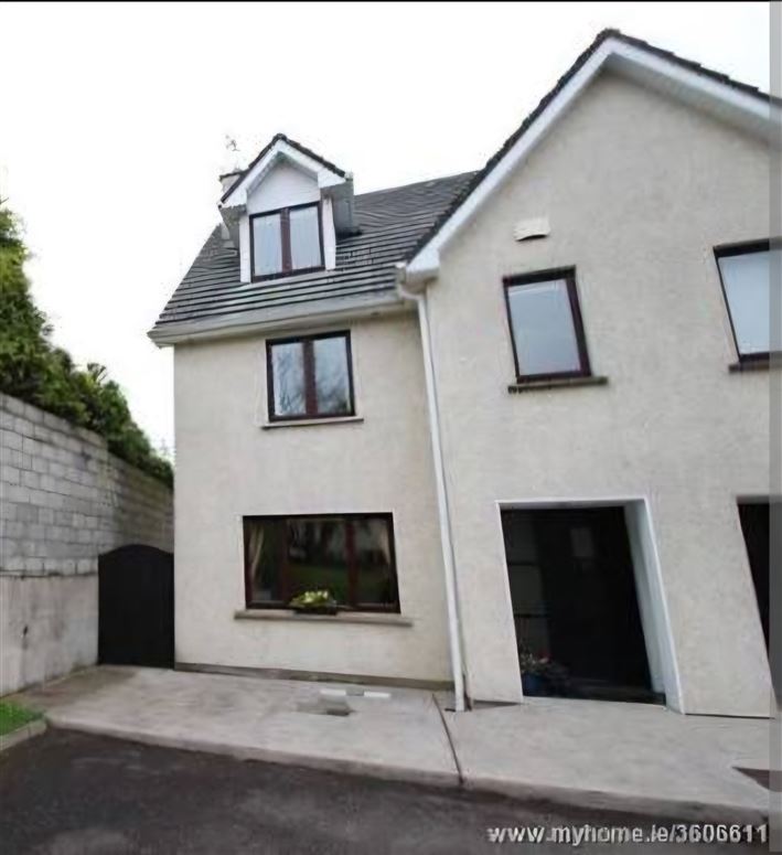 22 White Oaks, Ferney Road , Carrigaline, Cork, P43KW27