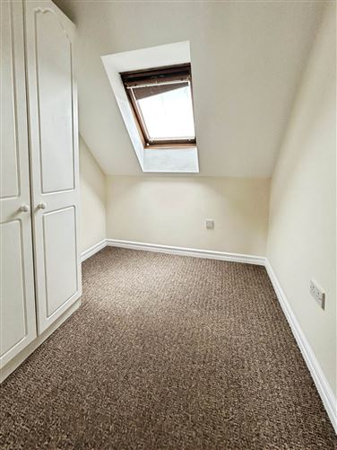 6 Parnell Court, Summerhill, Ennis, County Clare