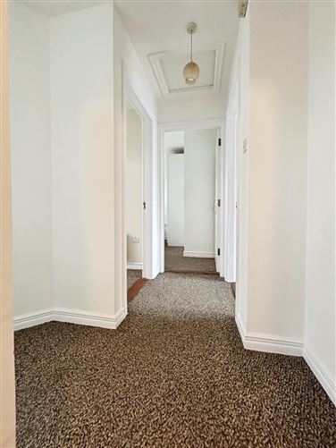 6 Parnell Court, Summerhill, Ennis, County Clare