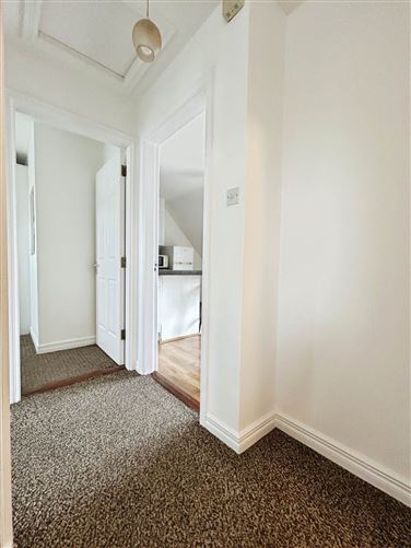 6 Parnell Court, Summerhill, Ennis, County Clare