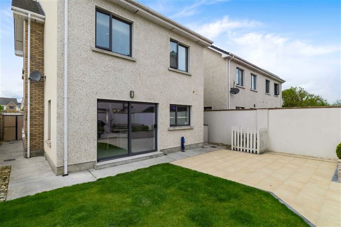 Photo 28 of 37 — 67 Cnoc Tiarnach, Grange End, Dunshaughlin, Co. Meath
