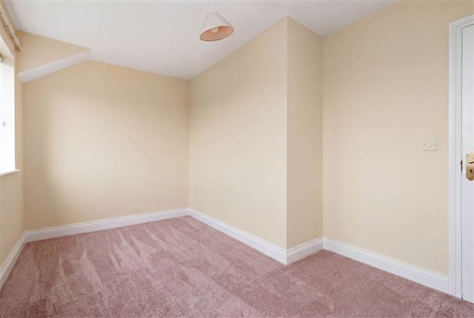 Photo 20 of 27 — 4 Barnwall Court, Balbriggan, County Dublin
