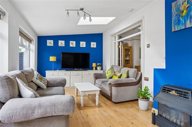 Photo 9 of 33 — 152 Clonkeen Road, Deansgrange, Co. Dublin