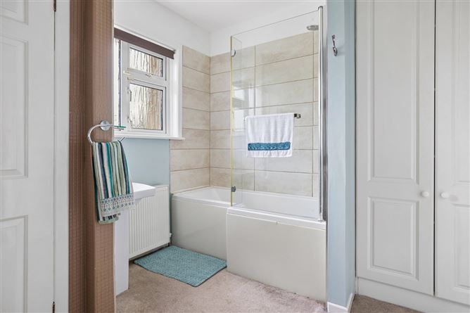 Photo 22 of 33 — 152 Clonkeen Road, Deansgrange, Co. Dublin