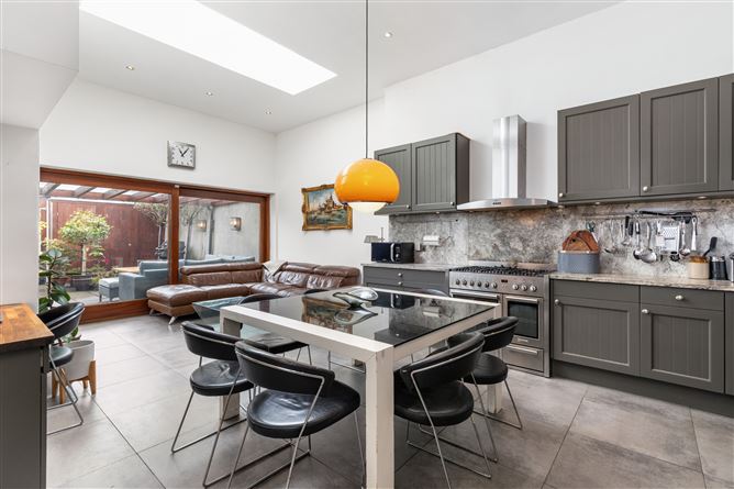 11 Carlisle Avenue, Donnybrook, Dublin 4