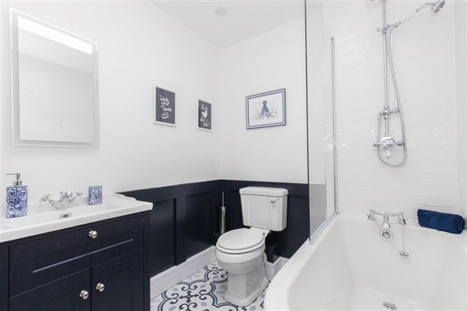 1 Sherrington Lodge, Shankill, Dublin 18